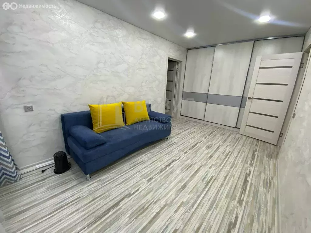 2-комнатная квартира: Нижнекамск, проспект Химиков, 16Б (48.5 м) - Фото 0