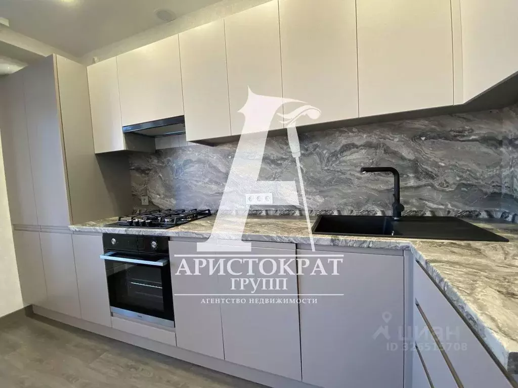 3-к кв. Ставропольский край, Пятигорск пер. Березовый, 13к6 (111.0 м) - Фото 1