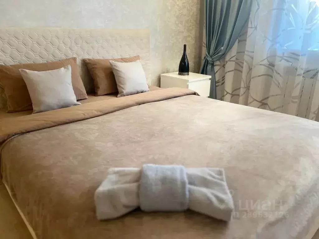 2-к кв. Ямало-Ненецкий АО, Новый Уренгой Энтузиастов мкр, 1 (77.0 м) - Фото 1