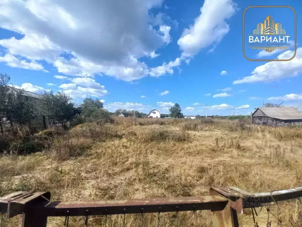 Участок в Саратовская область, Балашовский район, Большемеликское ... - Фото 0