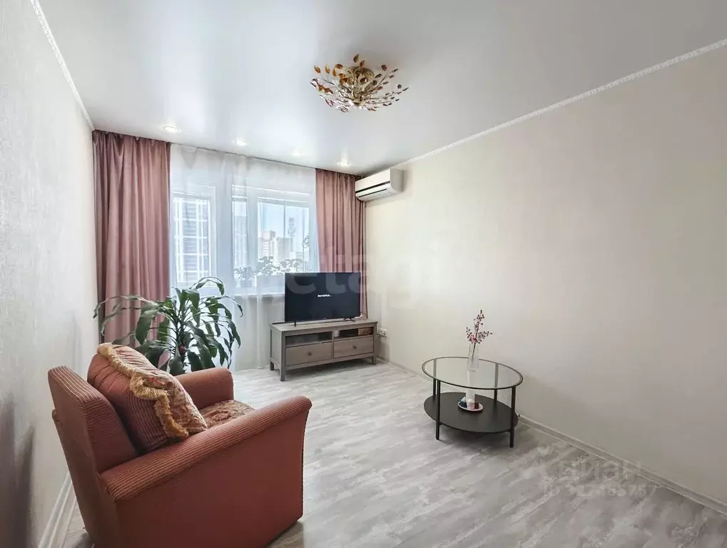 2-к кв. Тюменская область, Тюмень ул. Газовиков, 22 (47.8 м) - Фото 1