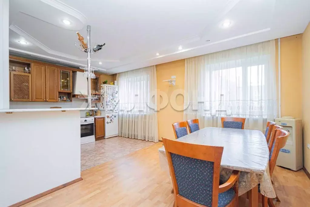 3-к кв. Томская область, Томск Нечевский пер., 2 (105.9 м) - Фото 1