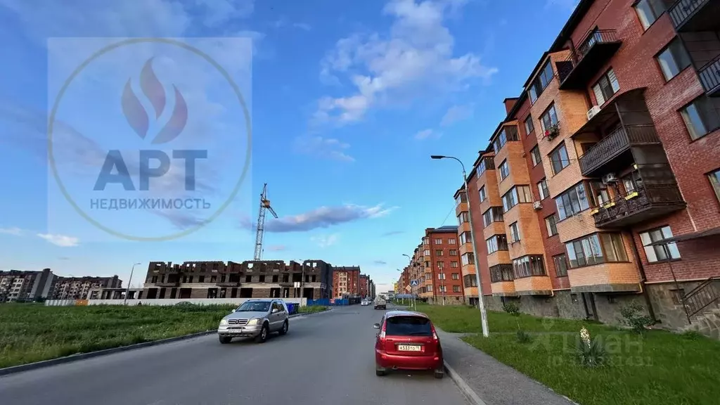 2-к кв. Северная Осетия, Владикавказ ул. Генерала Дзусова, 6В (81.0 м) - Фото 0