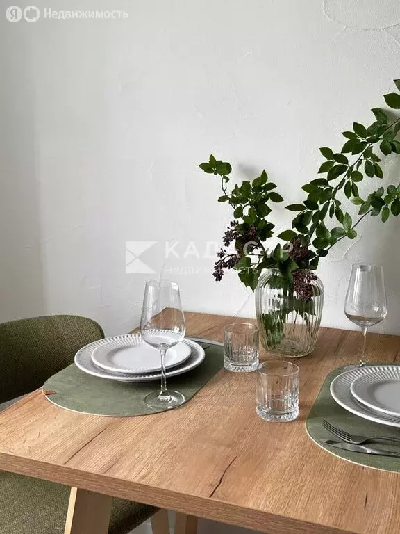 3-комнатная квартира: Нижний Новгород, улица Невзоровых, 109 (65.2 м) - Фото 1