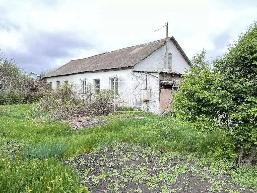 Дом в Белгородская область, Старооскольский городской округ, с. ... - Фото 1