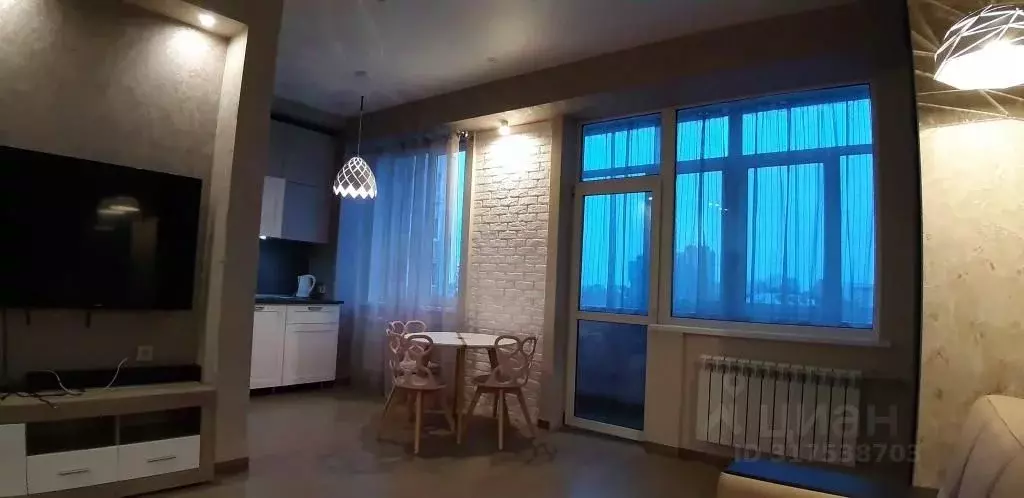 1-к кв. Нижегородская область, Нижний Новгород Дальняя ул., 8 (52.0 м) - Фото 0