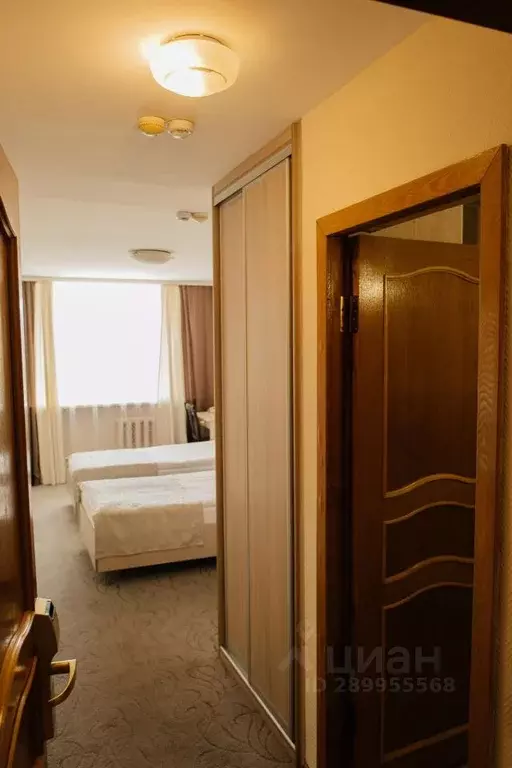 Комната Омская область, Омск ул. Перелета, 1 (18.0 м) - Фото 2