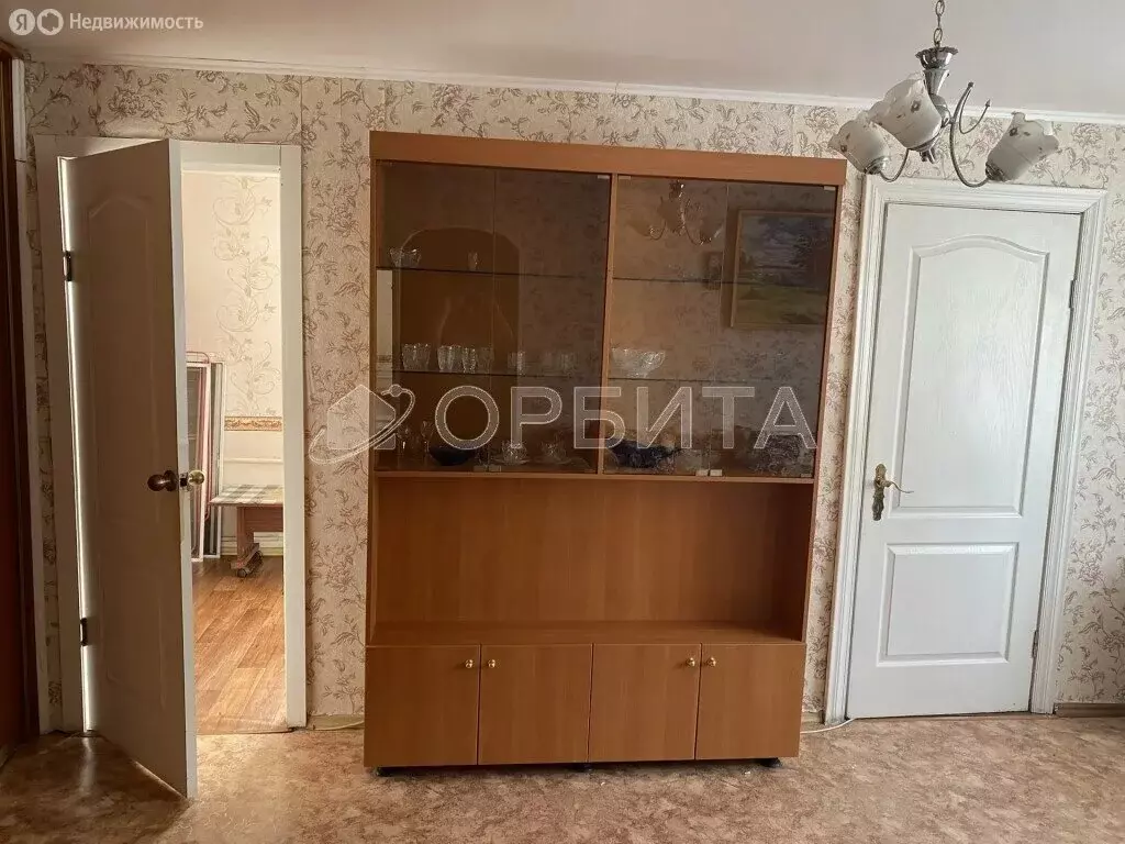 2-комнатная квартира: Тюмень, улица Дзержинского, 31 (42.6 м) - Фото 1