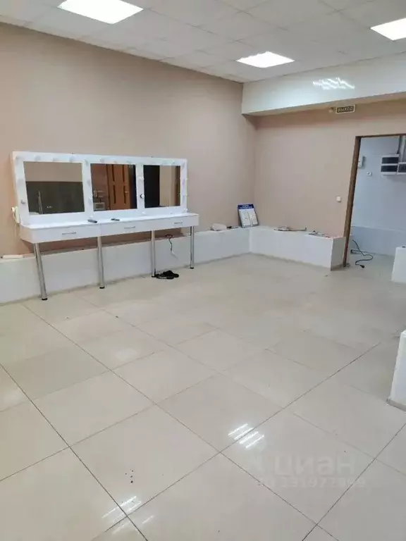 Помещение свободного назначения в Ростовская область, Таганрог ш. ... - Фото 2