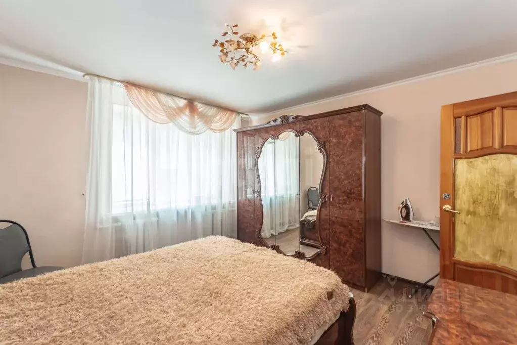 3-к кв. Ростовская область, Ростов-на-Дону ул. Ларина, 15/2 (76.2 м) - Фото 0
