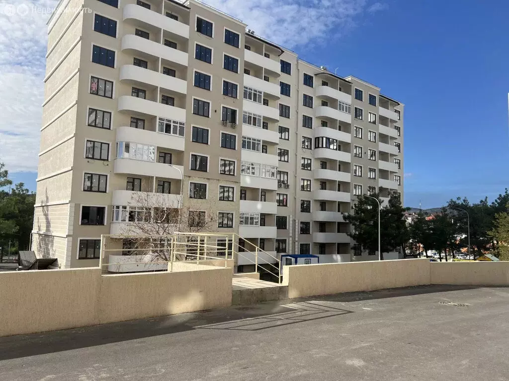 2-комнатная квартира: Геленджик, улица Маршала Жукова, 2к1 (72 м) - Фото 1