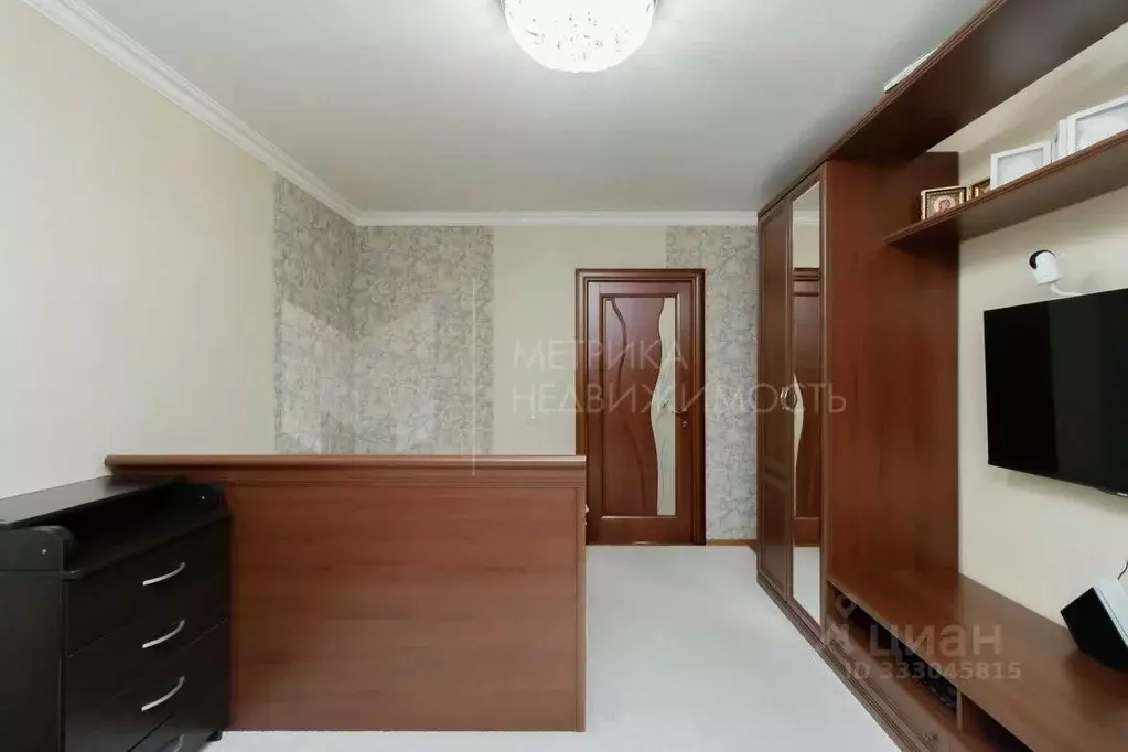2-к кв. Тюменская область, Тюмень ул. Николая Семенова, 25к1 (62.3 м) - Фото 0