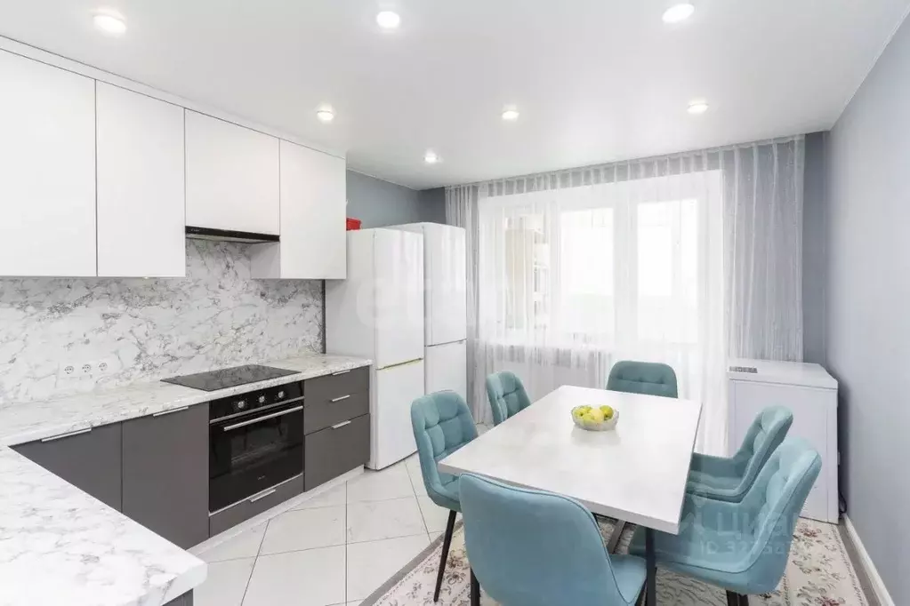 3-к кв. Тюменская область, Тюмень ул. Константина Посьета, 5 (93.0 м) - Фото 1