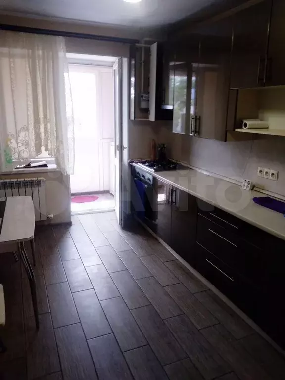 3-к. квартира, 65 м, 1/3 эт. - Фото 1