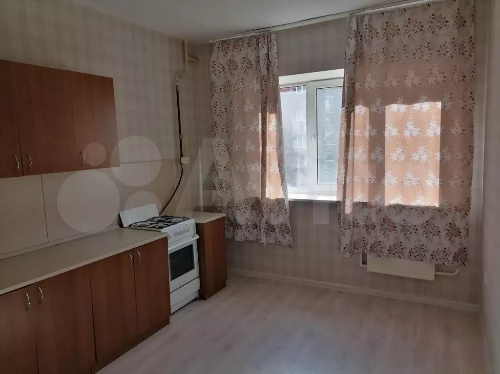 2-к. квартира, 63 м, 2/7 эт. - Фото 1
