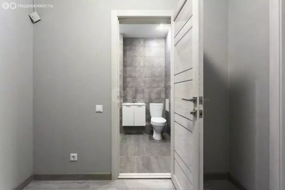 Квартира-студия: Новосибирск, улица Петухова, 170 (40.3 м) - Фото 1