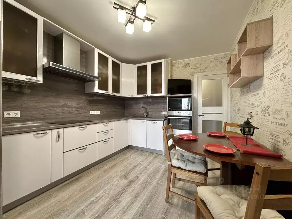 2-к кв. Московская область, Домодедово ул. Текстильщиков, 41Б (62.0 м) - Фото 1