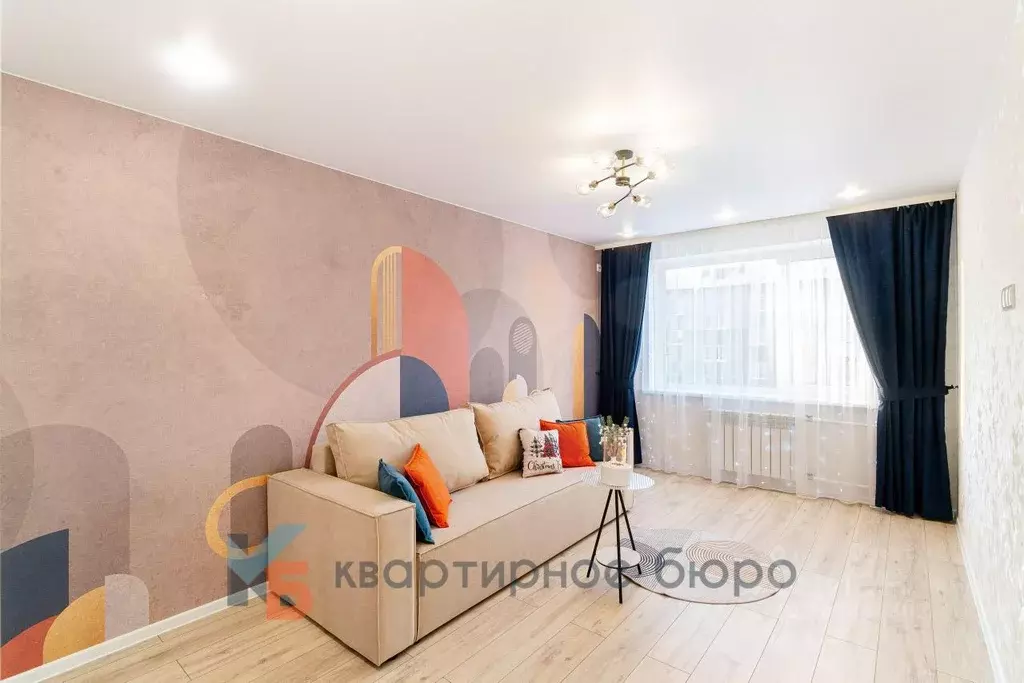 2-к кв. Омская область, Омск Входной мкр, 24 (45.0 м) - Фото 1