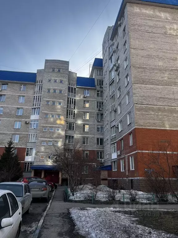 1-к кв. Омская область, Омск просп. Комарова, 17 (36.0 м) - Фото 1