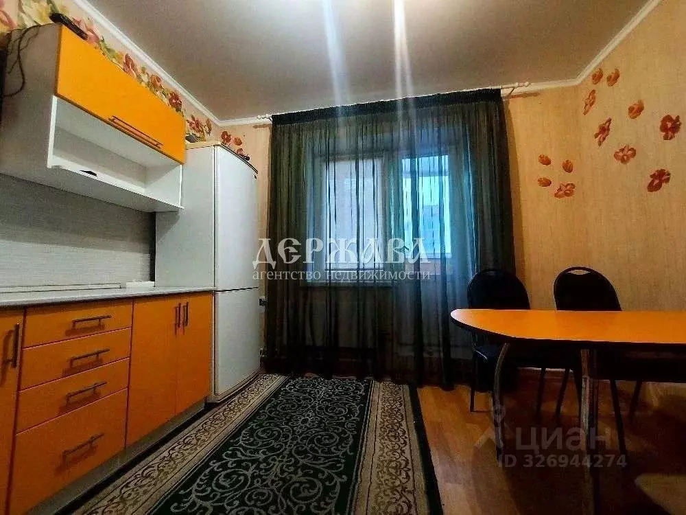 2-к кв. Белгородская область, Старый Оскол Степной мкр, 32Г (60.0 м) - Фото 2