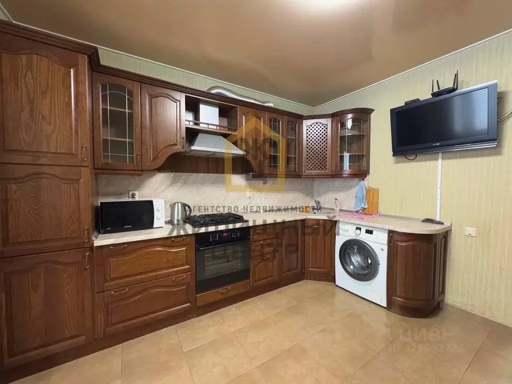 2-к кв. Ставропольский край, Пятигорск Первомайская ул., 92К2 (74.0 м) - Фото 1