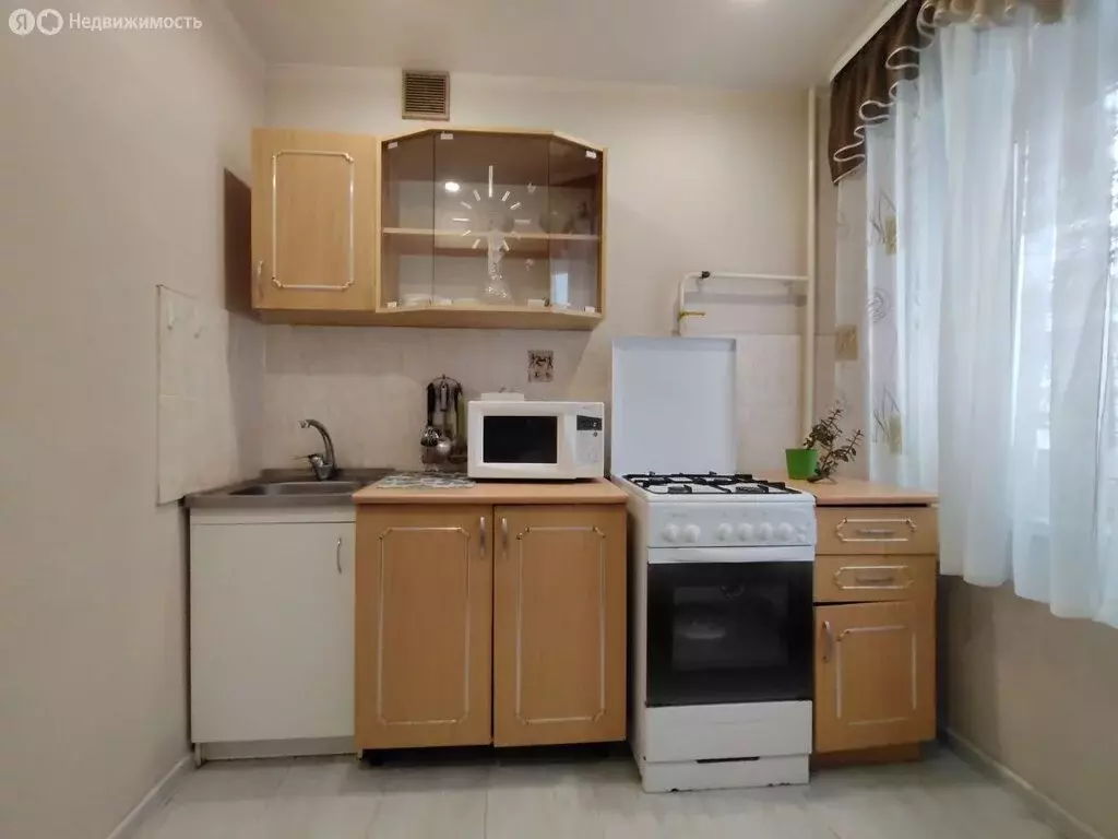 1-комнатная квартира: Омск, микрорайон Заозёрный, улица Сергея ... - Фото 2