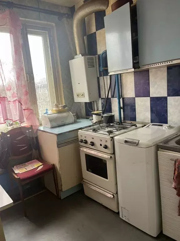Комната 17 м в 2-к., 5/5 эт. - Фото 1