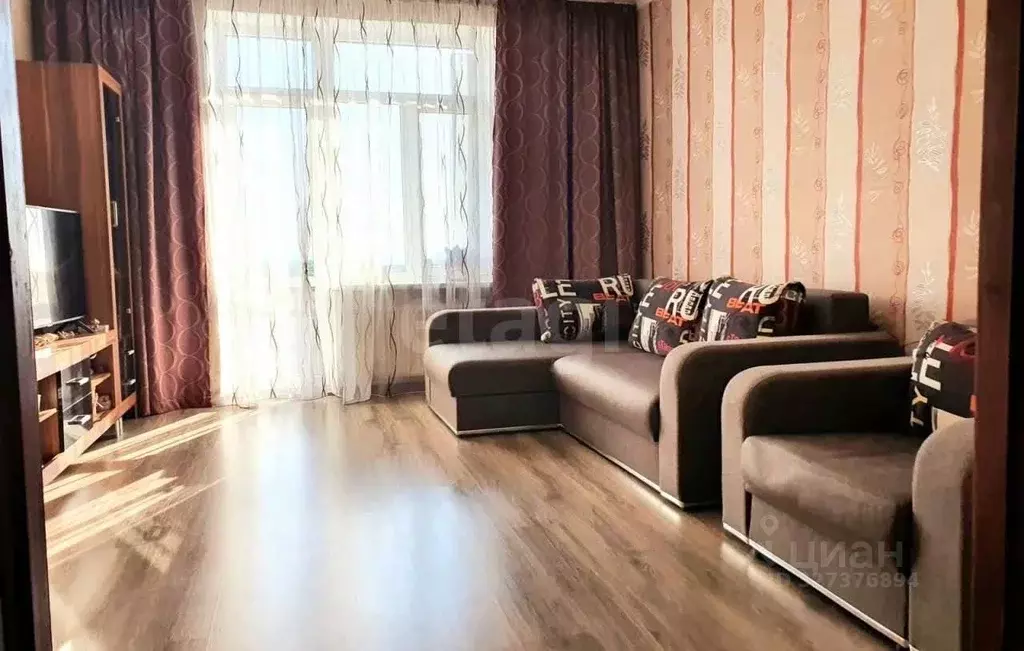 2-к кв. Крым, Феодосия ул. Грина, 35к2 (57.1 м) - Фото 1