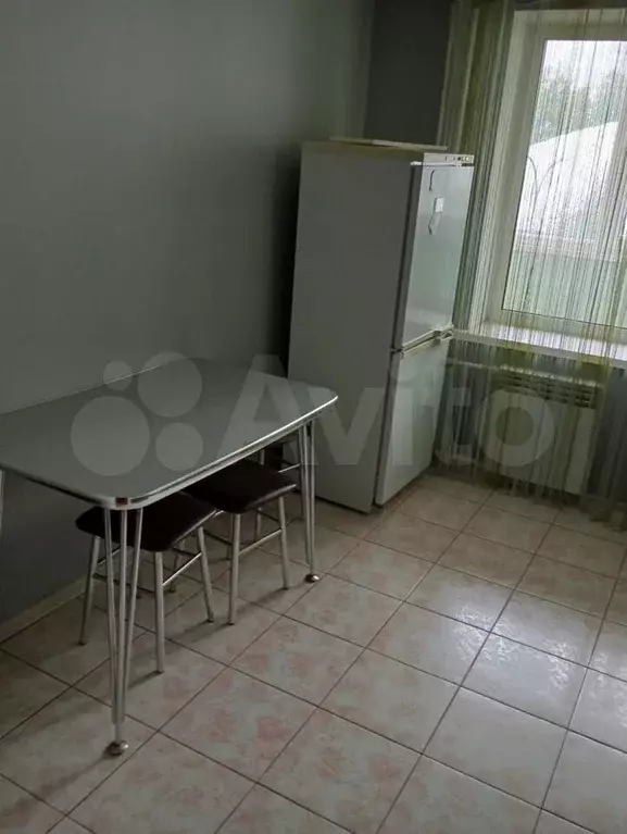 1-к. квартира, 45 м, 3/10 эт. - Фото 1