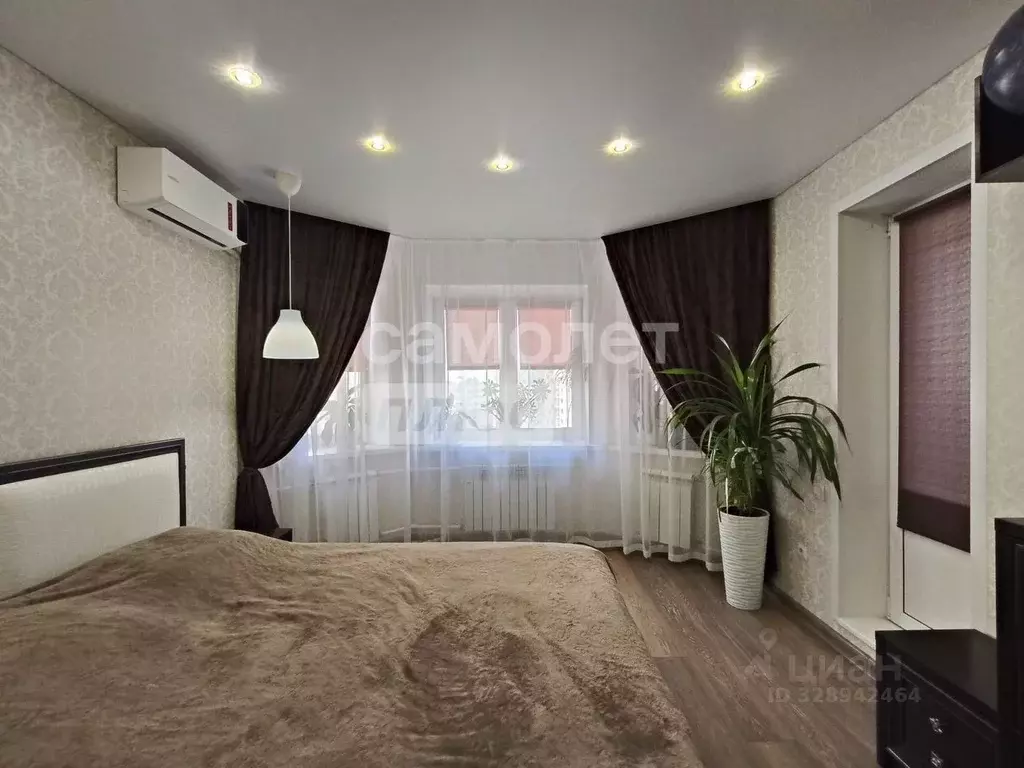 2-к кв. Липецкая область, Липецк ул. А.Г. Стаханова, 67 (67.0 м) - Фото 1