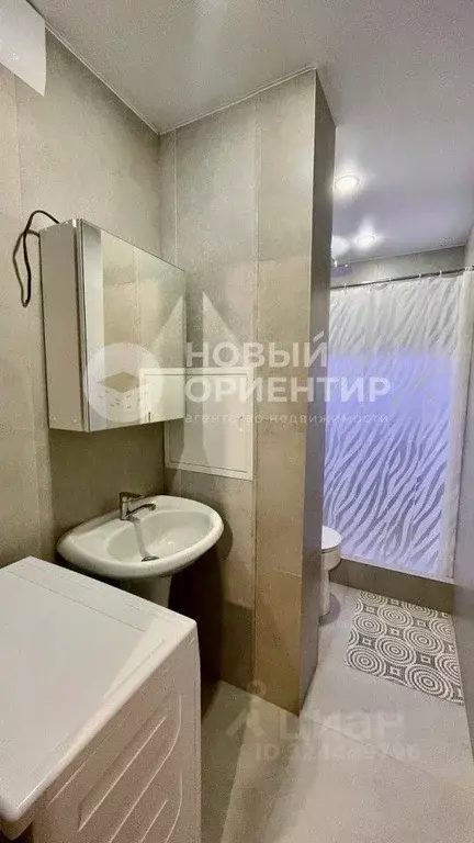 1-к кв. Свердловская область, Екатеринбург ул. Фурманова, 45 (36.2 м) - Фото 1