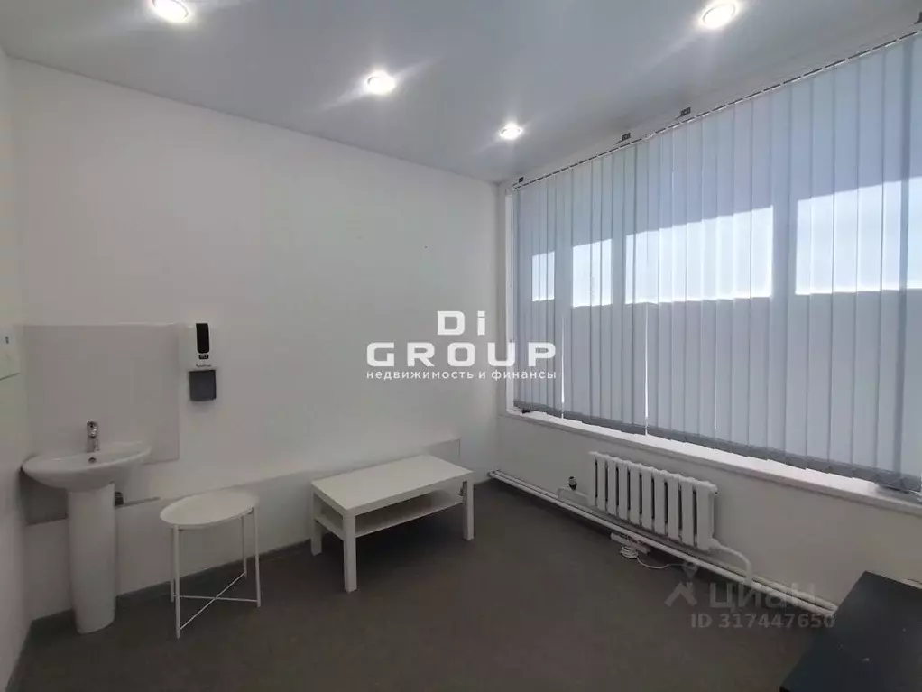 Помещение свободного назначения в Татарстан, Казань ул. Юлиуса Фучика, ... - Фото 1