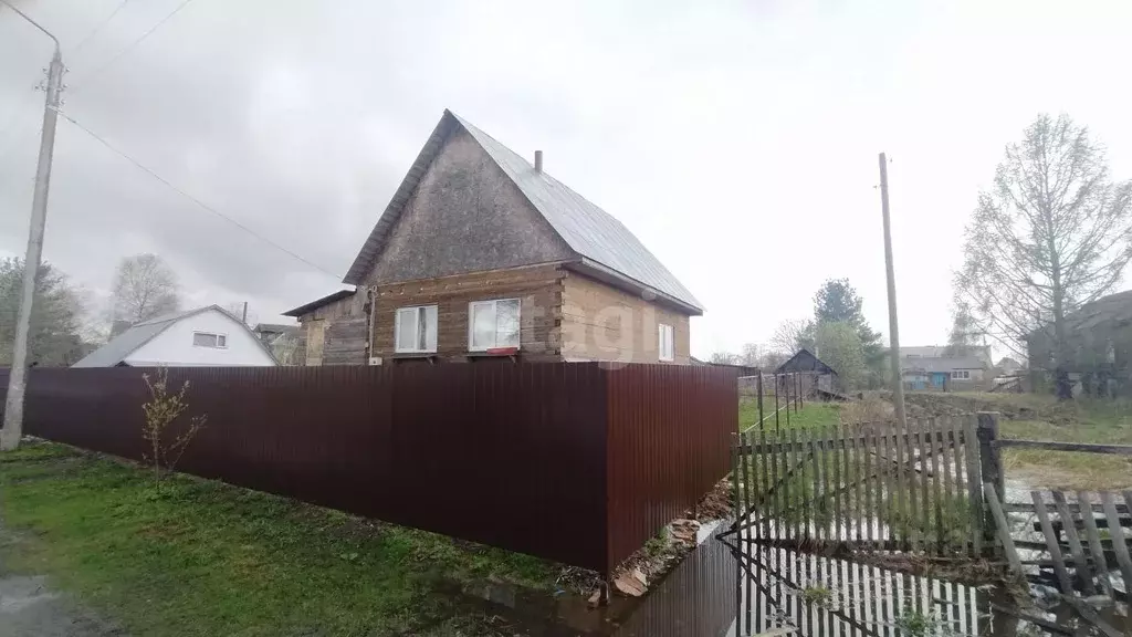 Дом в Вологодская область, Междуреченский муниципальный округ, с. ... - Фото 1