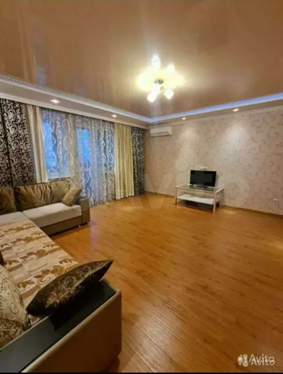 2-к. квартира, 75 м, 3/9 эт. - Фото 1