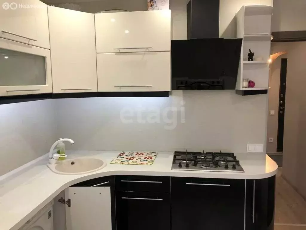 2-комнатная квартира: Усинск, Возейская улица, 3 (51.7 м) - Фото 1
