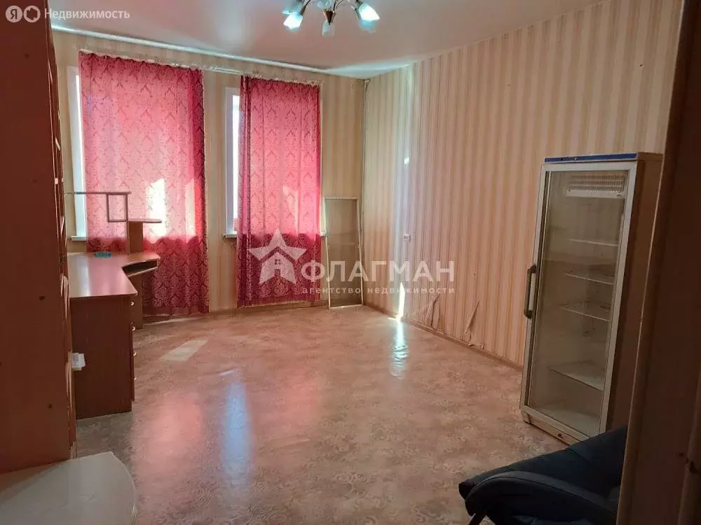 2-комнатная квартира: Усолье-Сибирское, улица Богдана Хмельницкого, 2 ... - Фото 2