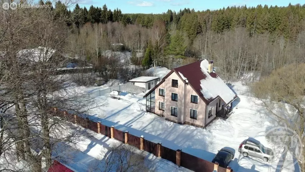 Дом в городской посёлок Рощино, 2-я Советская улица (250 м) - Фото 2