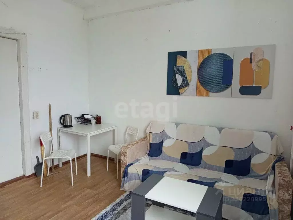 Комната Новосибирская область, Новосибирск ул. Авиастроителей, 4 (13.0 ... - Фото 1