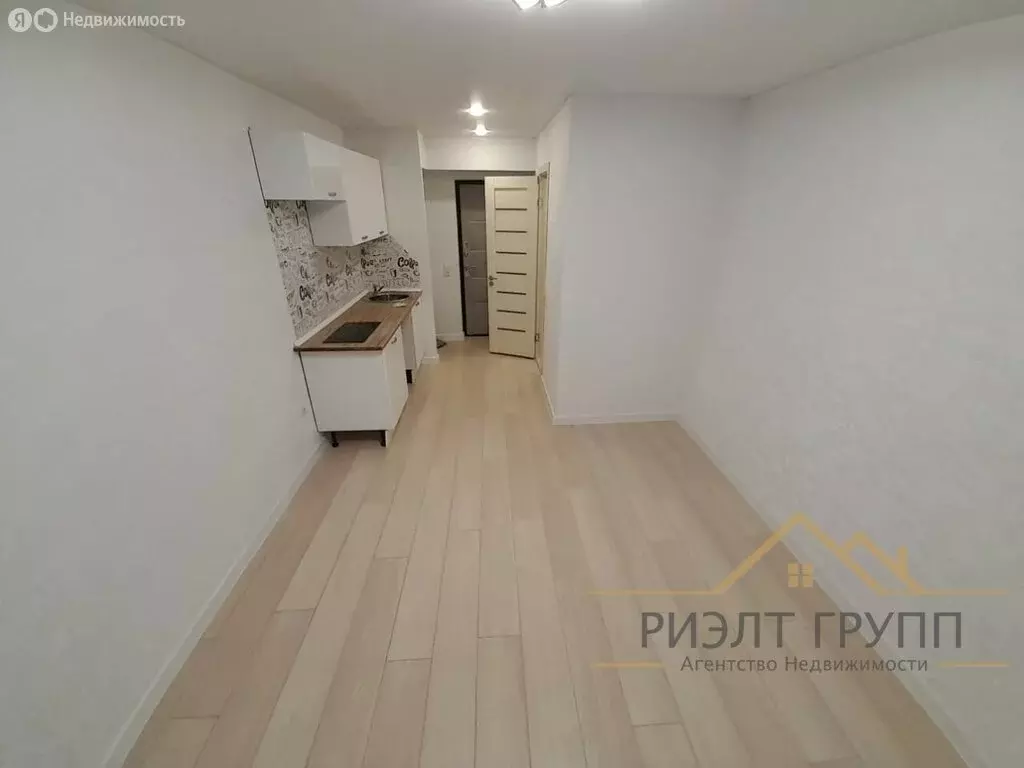 Квартира-студия: Казань, улица Короленко, 40 (20 м) - Фото 1