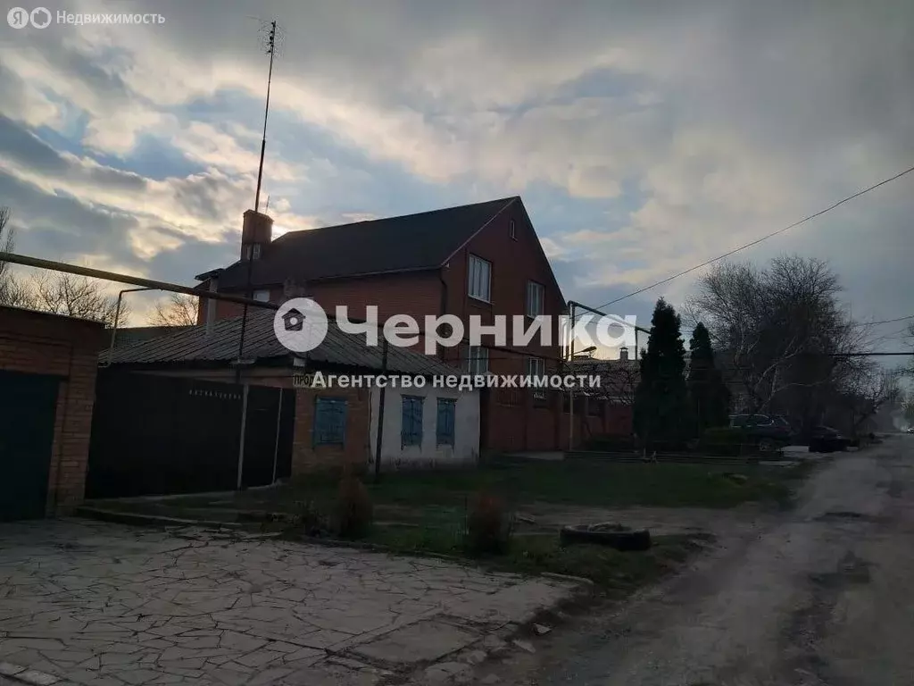 Участок в Шахты, Рабоче-Крестьянская улица, 23 (3.6 м) - Фото 0