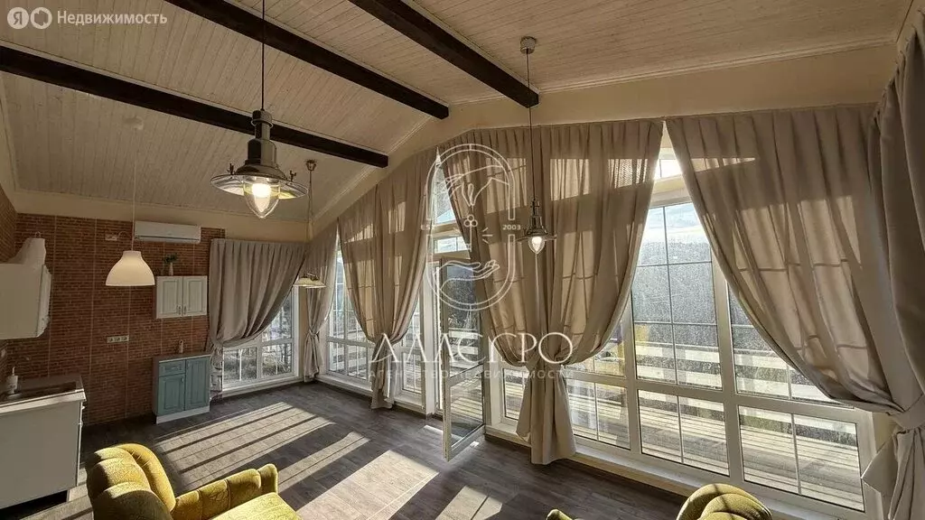 Дом в Бахчисарайский район, Верхореченское сельское поселение, село ... - Фото 1