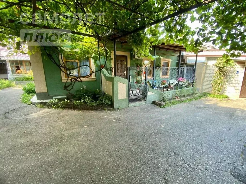 Дом в Ставропольский край, Ставрополь Комсомольская ул. (60 м) - Фото 1