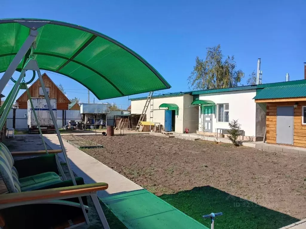 Дом в Саха (Якутия), Якутск ул. Семейная (190 м) - Фото 1