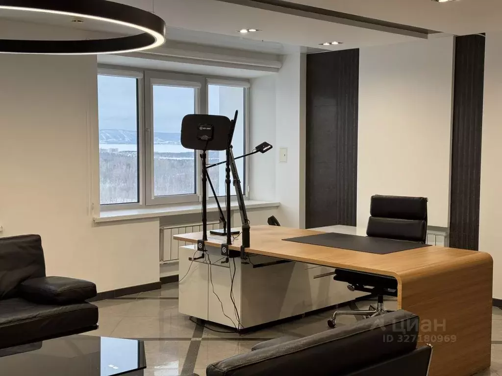 Офис в Самарская область, Тольятти Юбилейная ул., 40 (126 м) - Фото 1