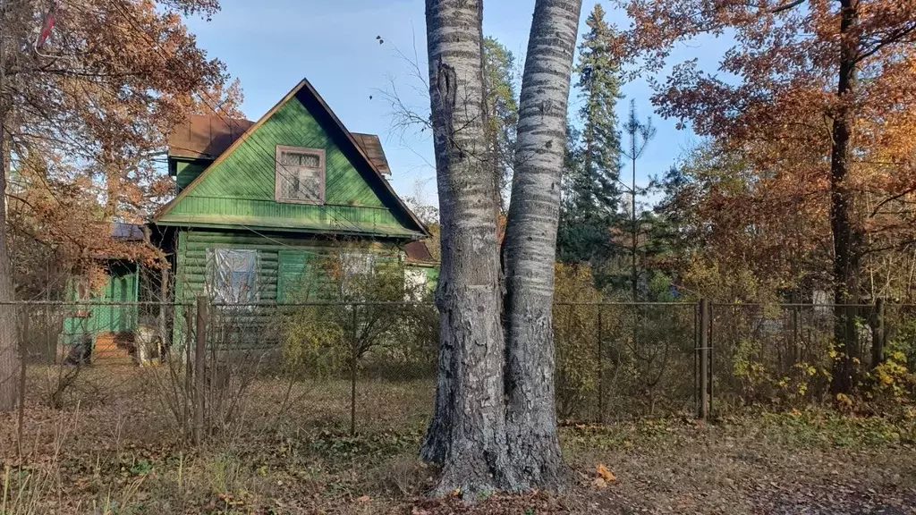 Дом в Ленинградская область, Гатчинский район, Вырица городской ... - Фото 1