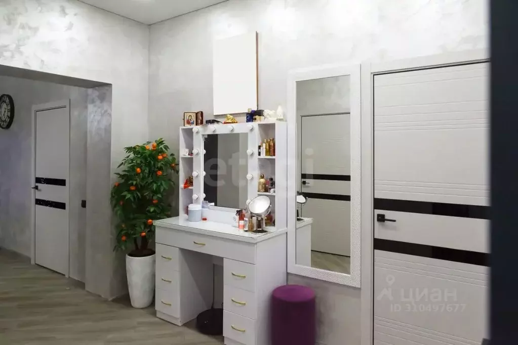 Дом в Костромская область, Костромской район, Самсоновское с/пос, д. ... - Фото 1