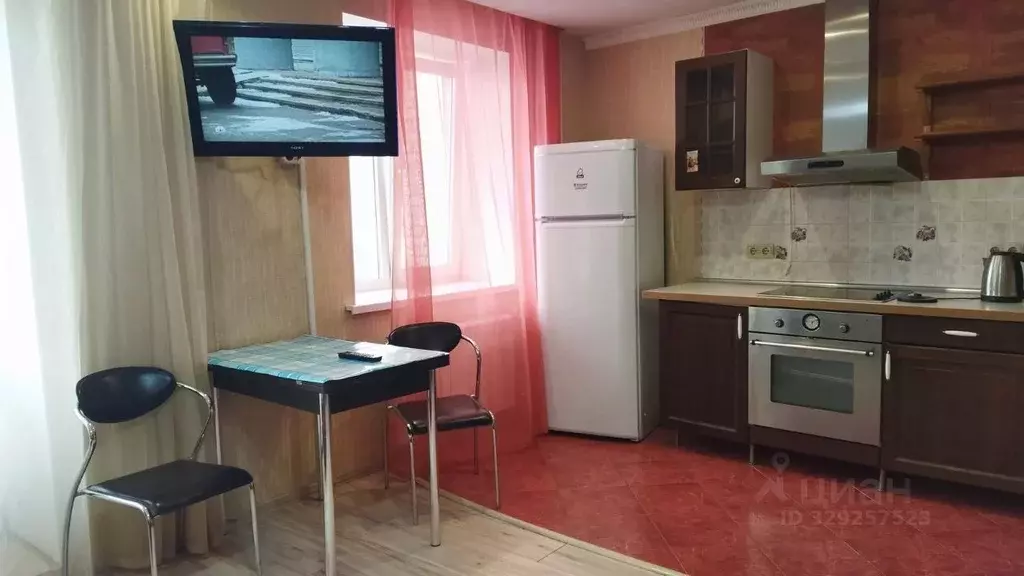 Студия Томская область, Томск Учебная ул., 7 (34.0 м) - Фото 1