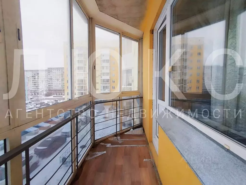 3-к кв. Кемеровская область, Новокузнецк просп. Архитекторов, 27 (69.1 ... - Фото 2