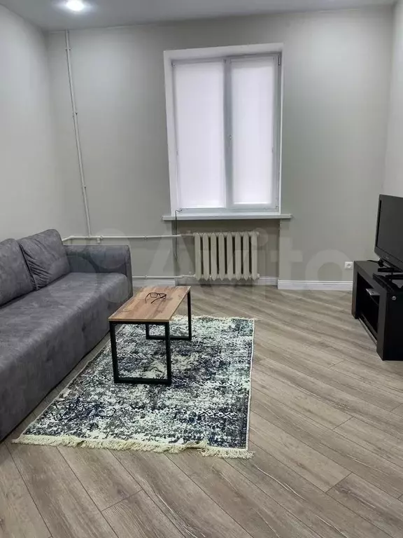 1-к. квартира, 52 м, 2/2 эт. - Фото 1