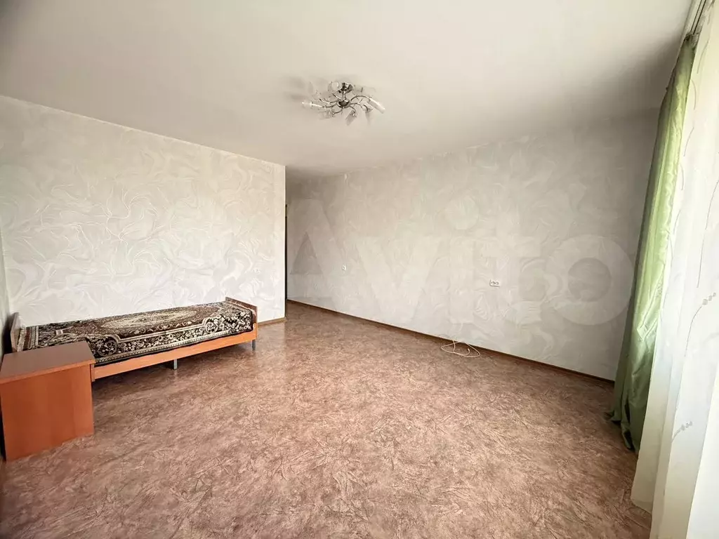 1-к. квартира, 42 м, 4/10 эт. - Фото 1